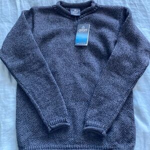 NWT Aran Woollen Mills Unisex Grey Irish Made Sweater Size Small